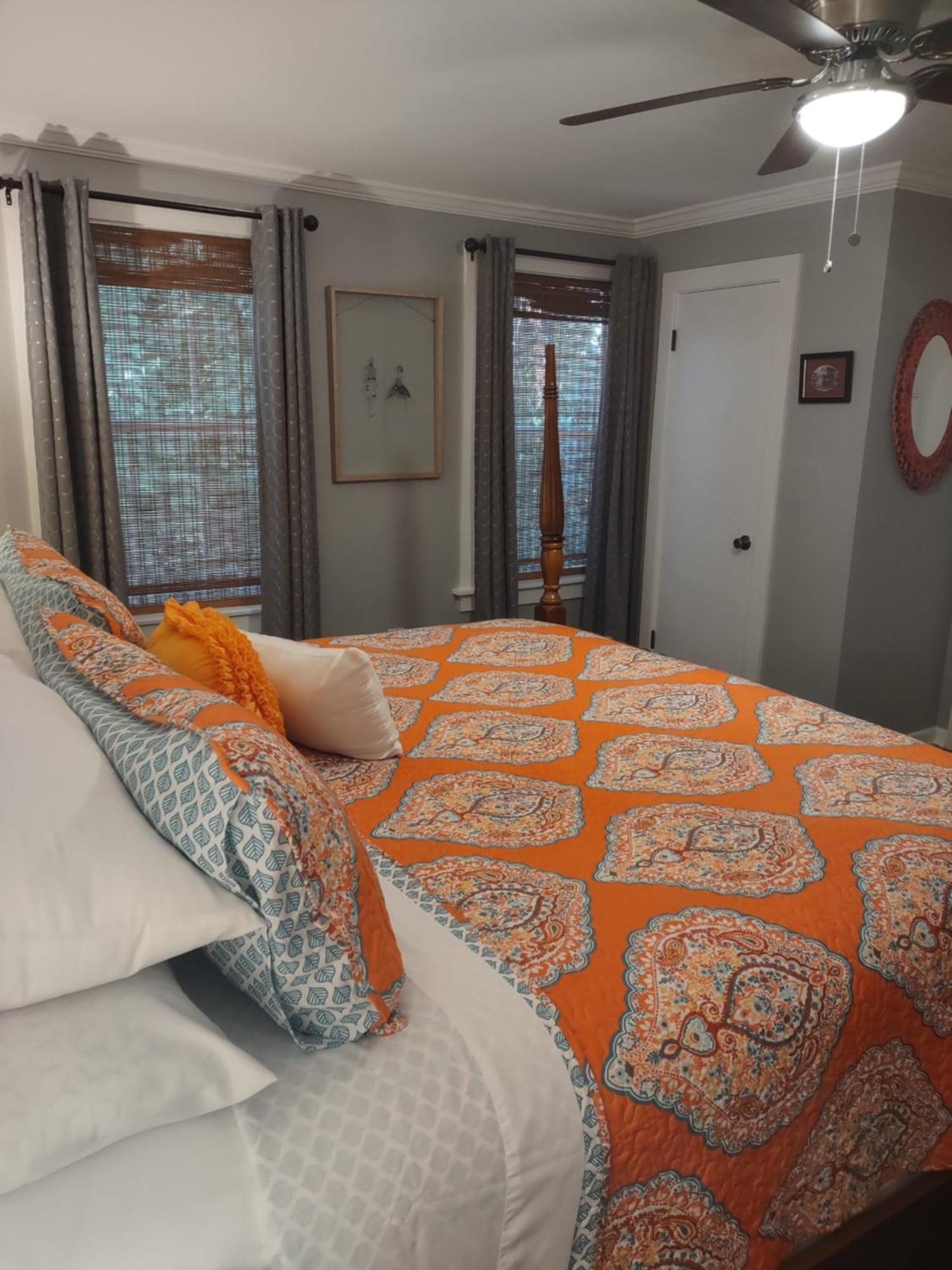 2Feathers Inn Natchez Bilik gambar